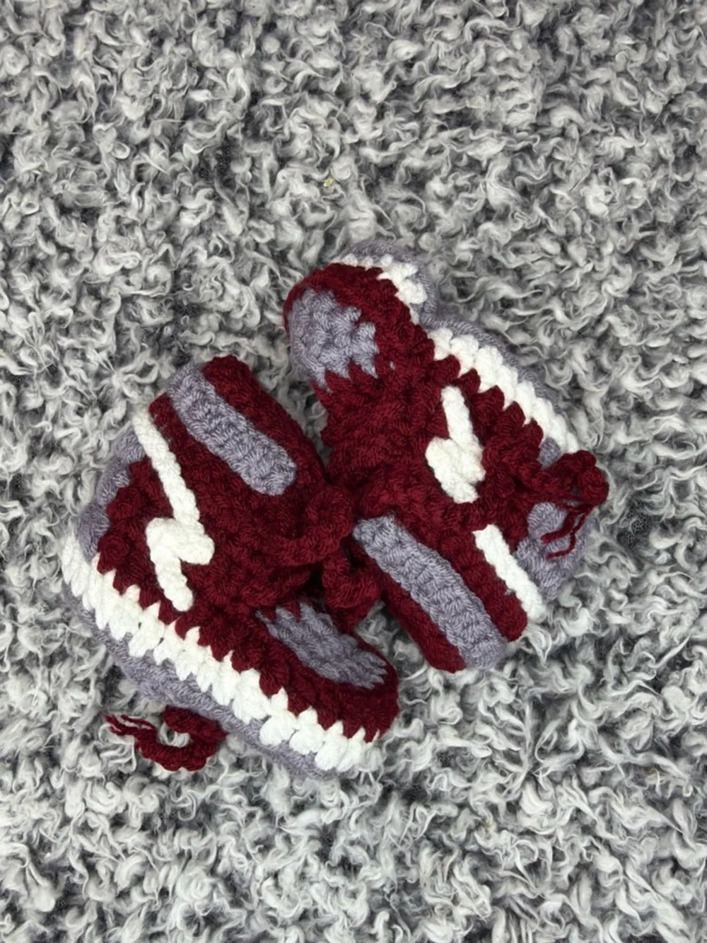 Toddler Pom Beanie and Booties Set - Gray and Burgundy 🧶
